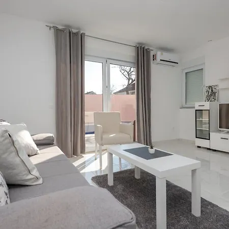 House Dragica בית נופש