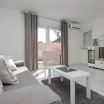 House Dragica Vikendica
